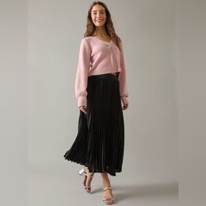 Francesca’s Laurie high rise pleated midi skirt